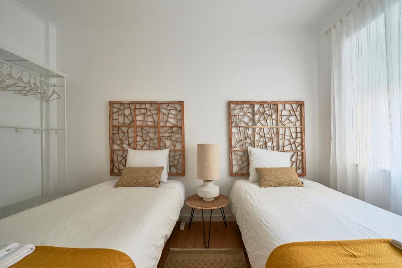 Belém Light Filled Apt With Patio, By TimeCooler Lisbona Esterno foto