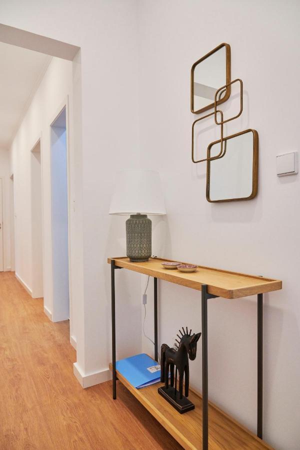 Belém Light Filled Apt With Patio, By TimeCooler Lisbona Esterno foto